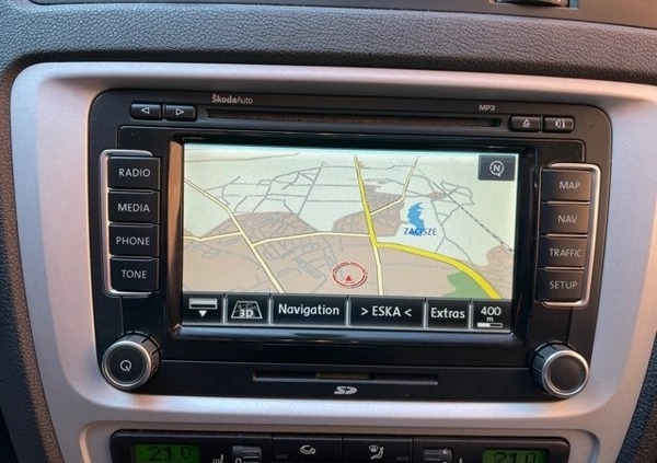 Skoda Octavia cena 21800 przebieg: 229000, rok produkcji 2008 z Karlino małe 301